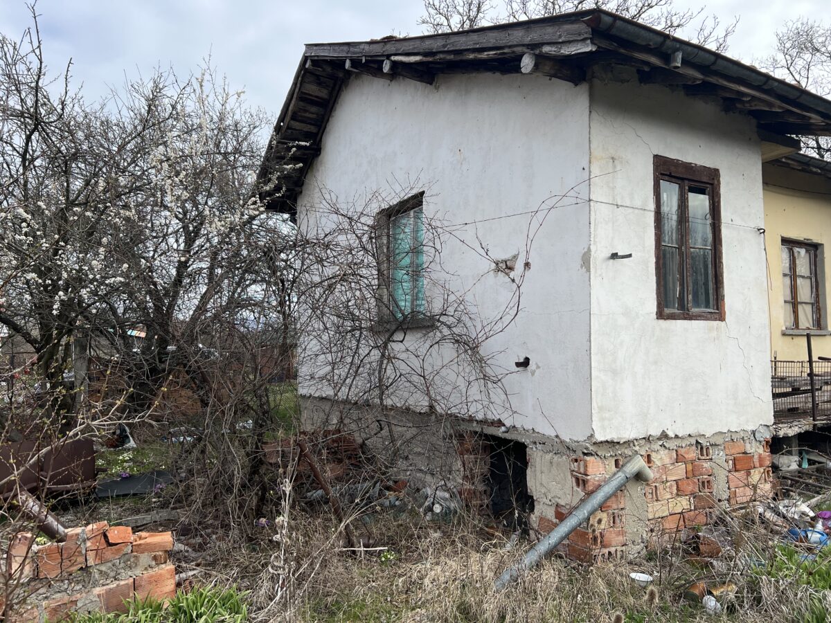 ПАРЦЕЛ С КЪЩА